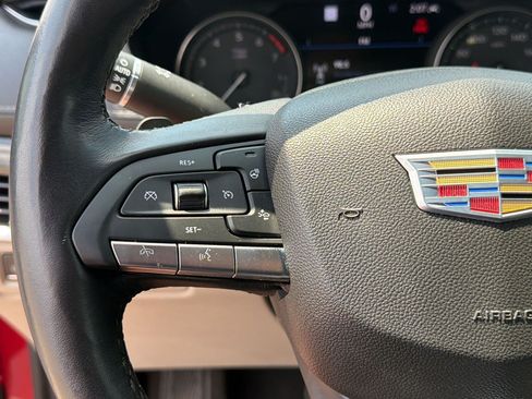 Used 2021 Cadillac XT4 Premium Luxury FWD image 15