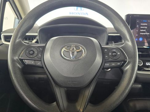Used 2024 Toyota Corolla LE FWD image 18