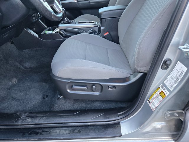 Certified 2023 Toyota Tacoma SR5 w/ Technology Package AWD/4WD image 19