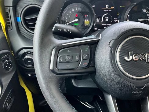 Used 2024 Jeep Wrangler Unlimited Rubicon 4xe image 23