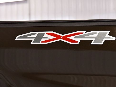 Used 2023 Chevrolet Silverado 1500 LT AWD/4WD image 10