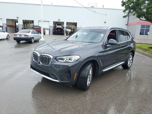 Used 2023 BMW X3 xDrive30i AWD/4WD image 2