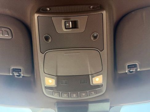 Used 2019 Ford F150 King Ranch w/ Equipment Group 601A Luxury AWD/4WD image 15