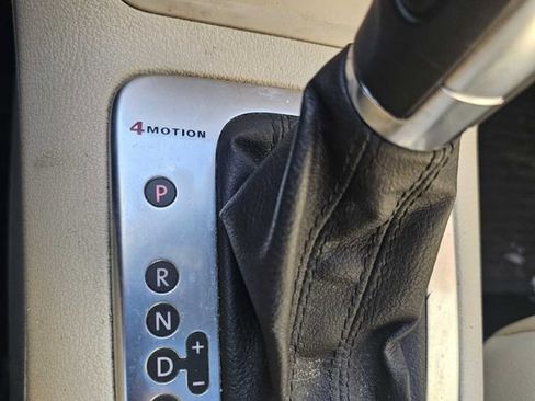 Used 2014 Volkswagen Tiguan R-Line image 10