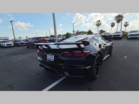 New 2026 Chevrolet Corvette Z06 w/ Stealth Interior Trim Package RWD image 21