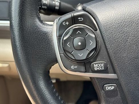 Used 2013 Toyota Camry XLE w/ Leather Pkg FWD image 25