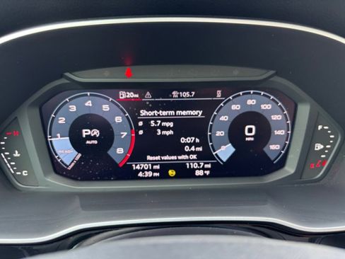 Used 2022 Audi Q3 2.0T Premium w/ Convenience Package image 23