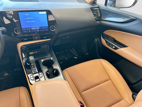Used 2023 Lexus NX 350 AWD image 21