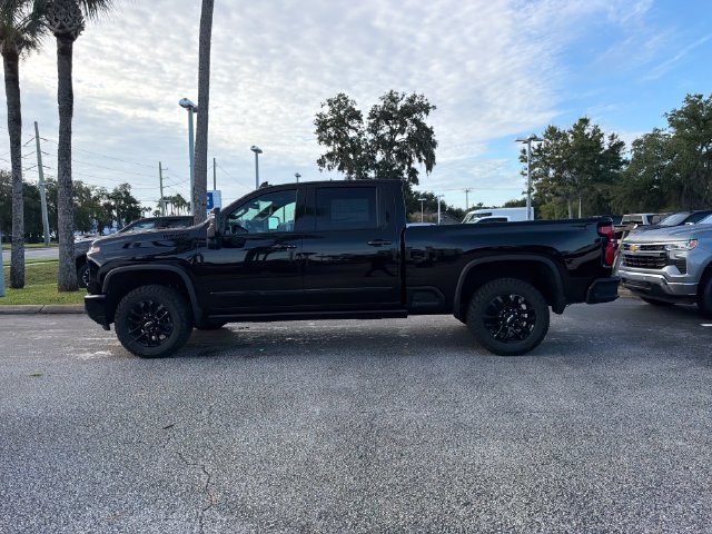 New 2026 Chevrolet Silverado 2500 High Country w/ Midnight Edition AWD/4WD image 5