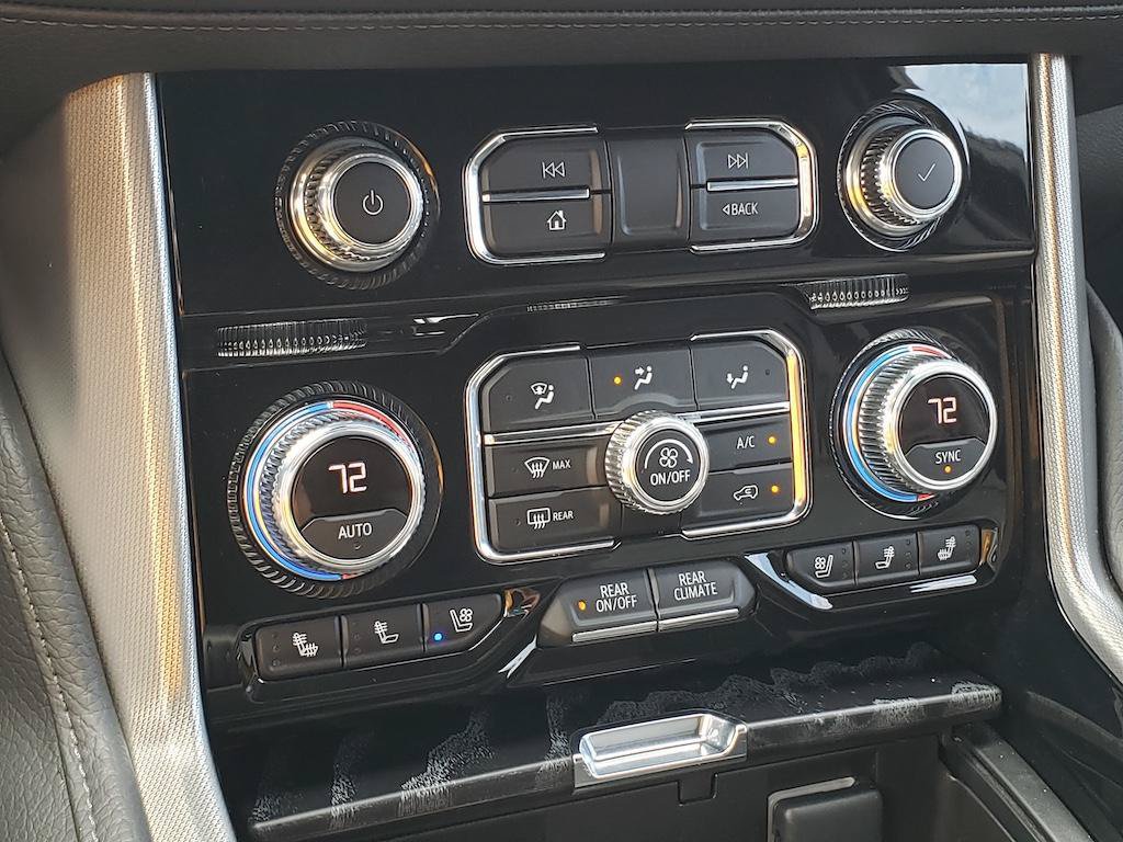 Used 2023 GMC Yukon Denali RWD image 29