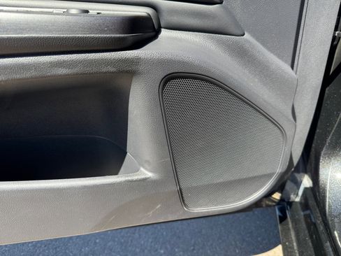 Used 2019 Lexus ES 300h image 27