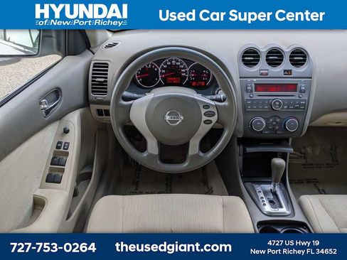 Used 2011 Nissan Altima 2.5 S FWD image 16