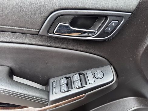 Used 2020 Chevrolet Tahoe 4WD w/ Remote Keyless Entry Package image 10