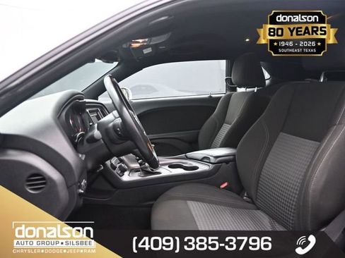 Used 2023 Dodge Challenger SXT image 9