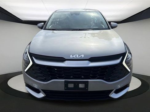 Used 2024 Kia Sportage LX image 12