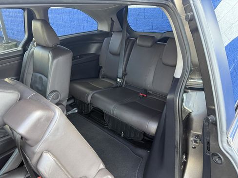 Used 2018 Honda Odyssey EX-L image 19