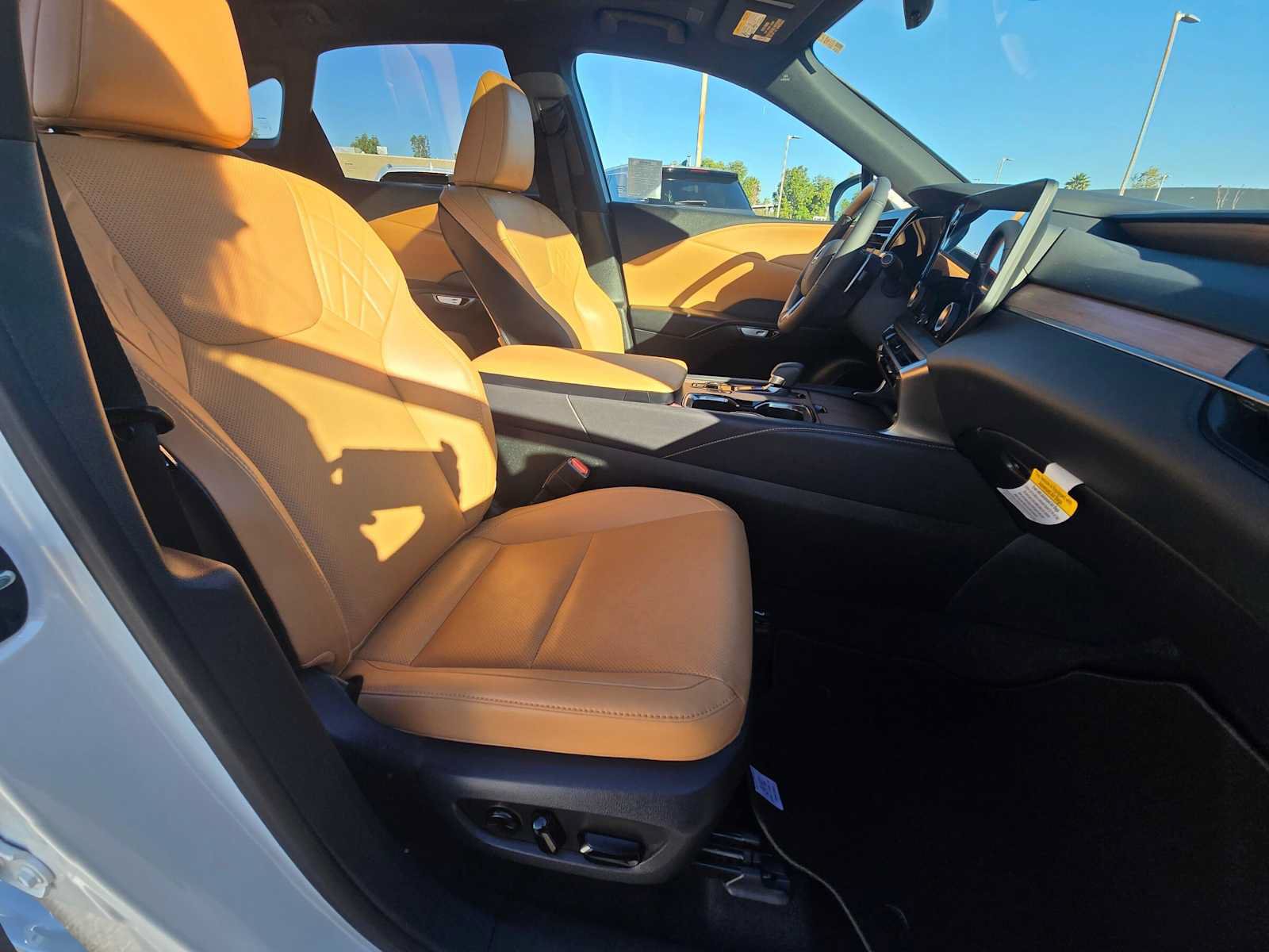 New 2026 Lexus RX 350h AWD/4WD image 10
