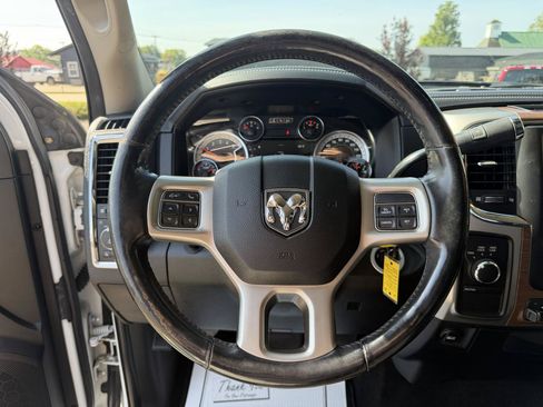 Used 2017 RAM 2500 Laramie AWD/4WD image 10