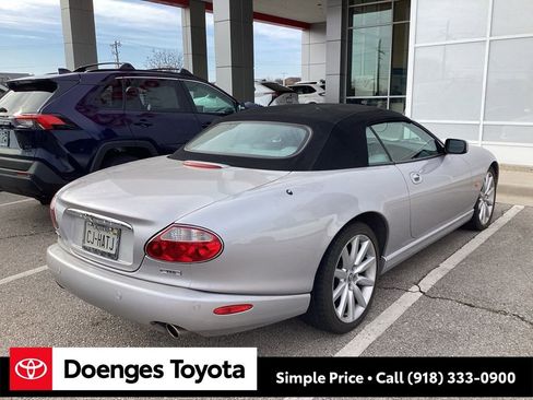 Used 2005 Jaguar XK8 Convertible image 6