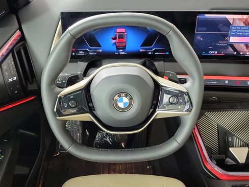 Certified 2025 BMW X3 xDrive30i w/ Premium Package image 7