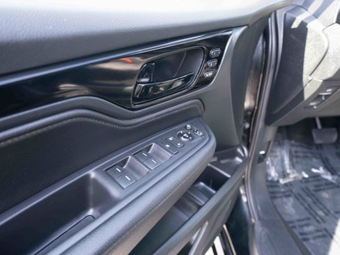 Used 2024 Honda Odyssey Elite image 7