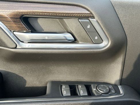 Used 2024 Chevrolet Silverado 1500 LT Trail Boss image 22