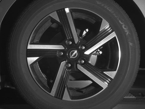 Used 2025 Nissan Sentra SV image 14