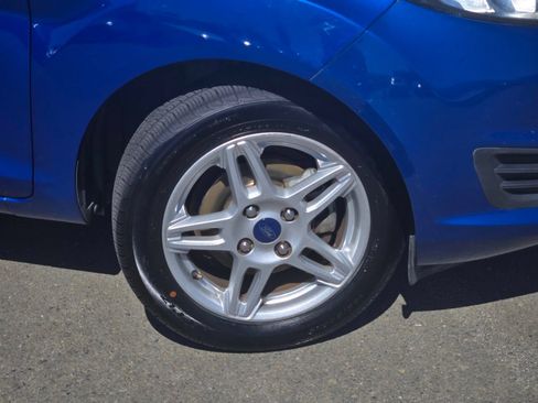 Used 2018 Ford Fiesta SE FWD image 9