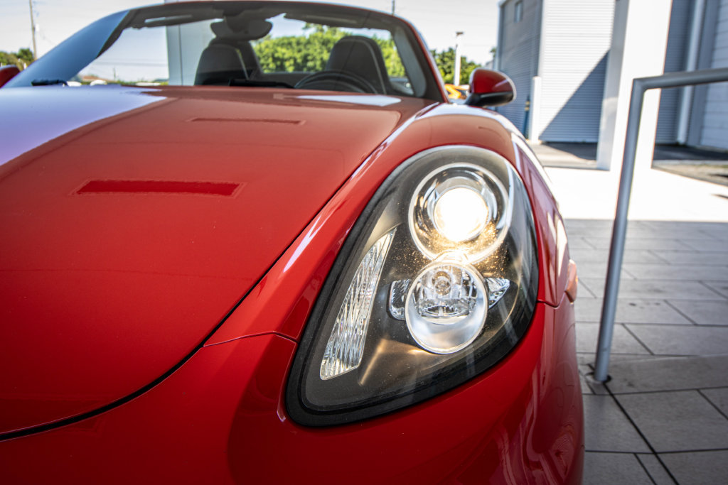 Used 2014 Porsche Boxster RWD image 9