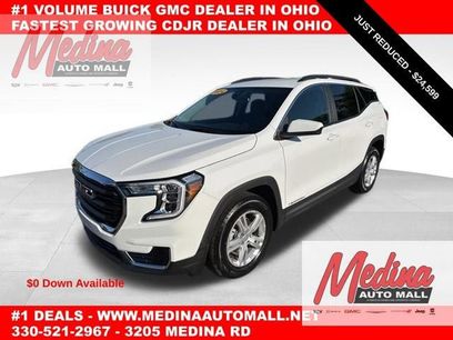 Used 2024 GMC Terrain SLE w/ Driver Convenience Package