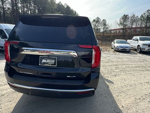 Used 2022 GMC Yukon XL SLT image 9