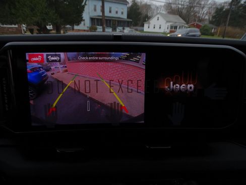 New 2025 Jeep Wrangler Unlimited Sahara w/ Safety Group image 12