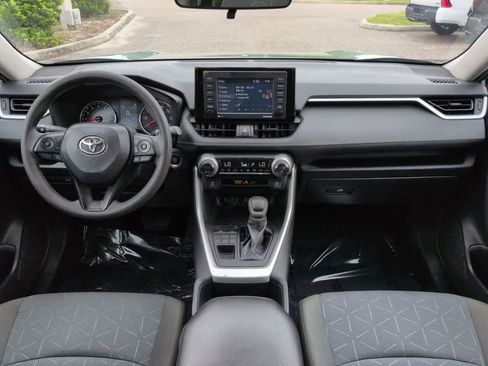 Used 2022 Toyota RAV4 XLE w/ Convenience Package AWD/4WD image 14