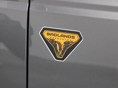 New 2025 Ford Bronco Badlands w/ Sasquatch Package image 11
