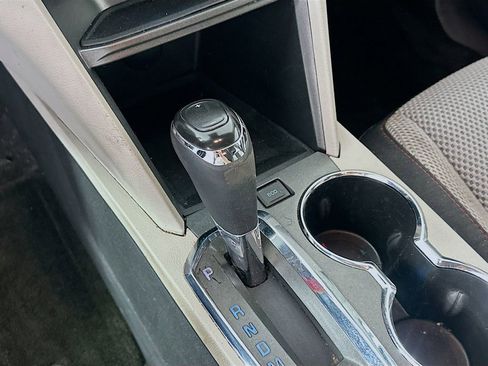 Used 2017 Chevrolet Equinox LS image 15