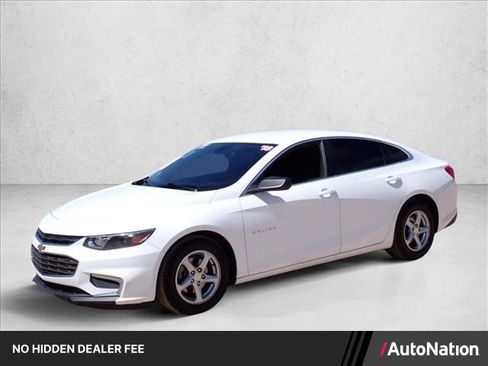 Used 2018 Chevrolet Malibu LS w/ LPO, Convenience Package 2 FWD image 1