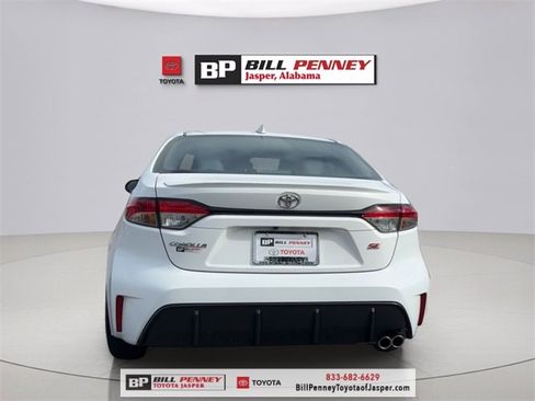 Used 2025 Toyota Corolla SE image 4
