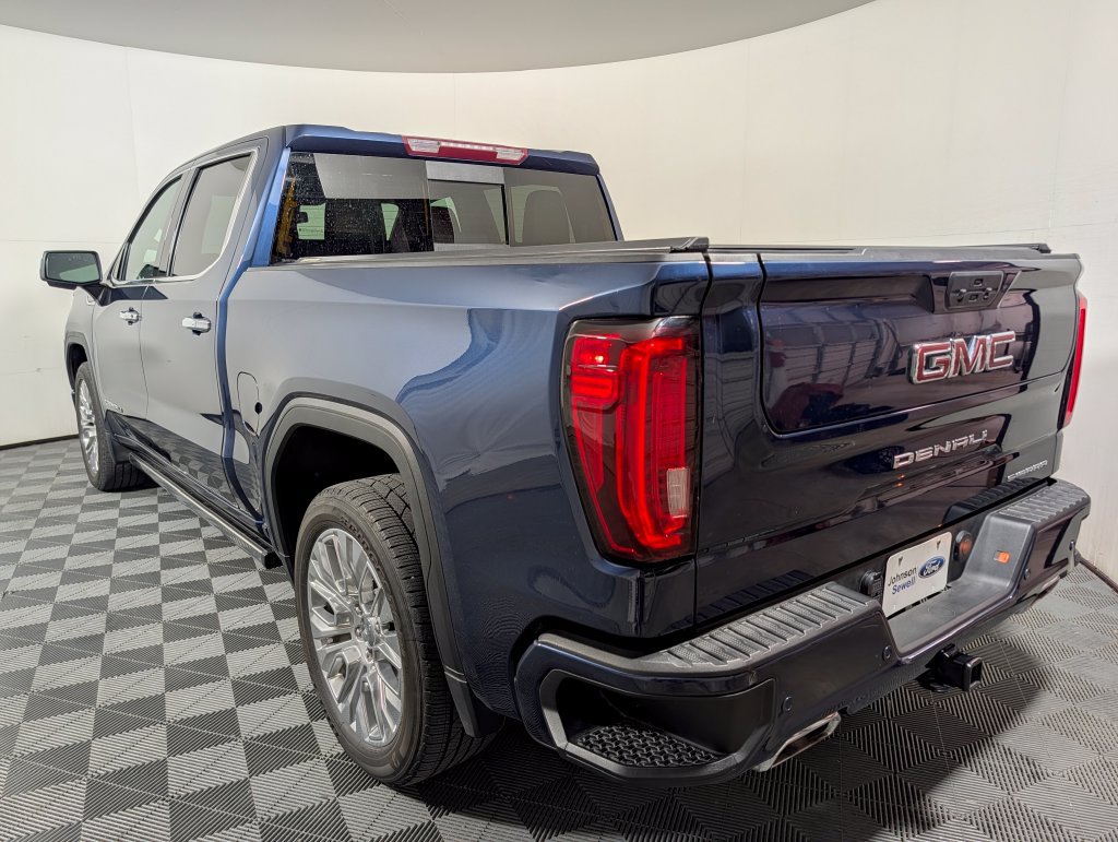 Used 2022 GMC Sierra 1500 Denali w/ Denali Premium Package AWD/4WD image 5
