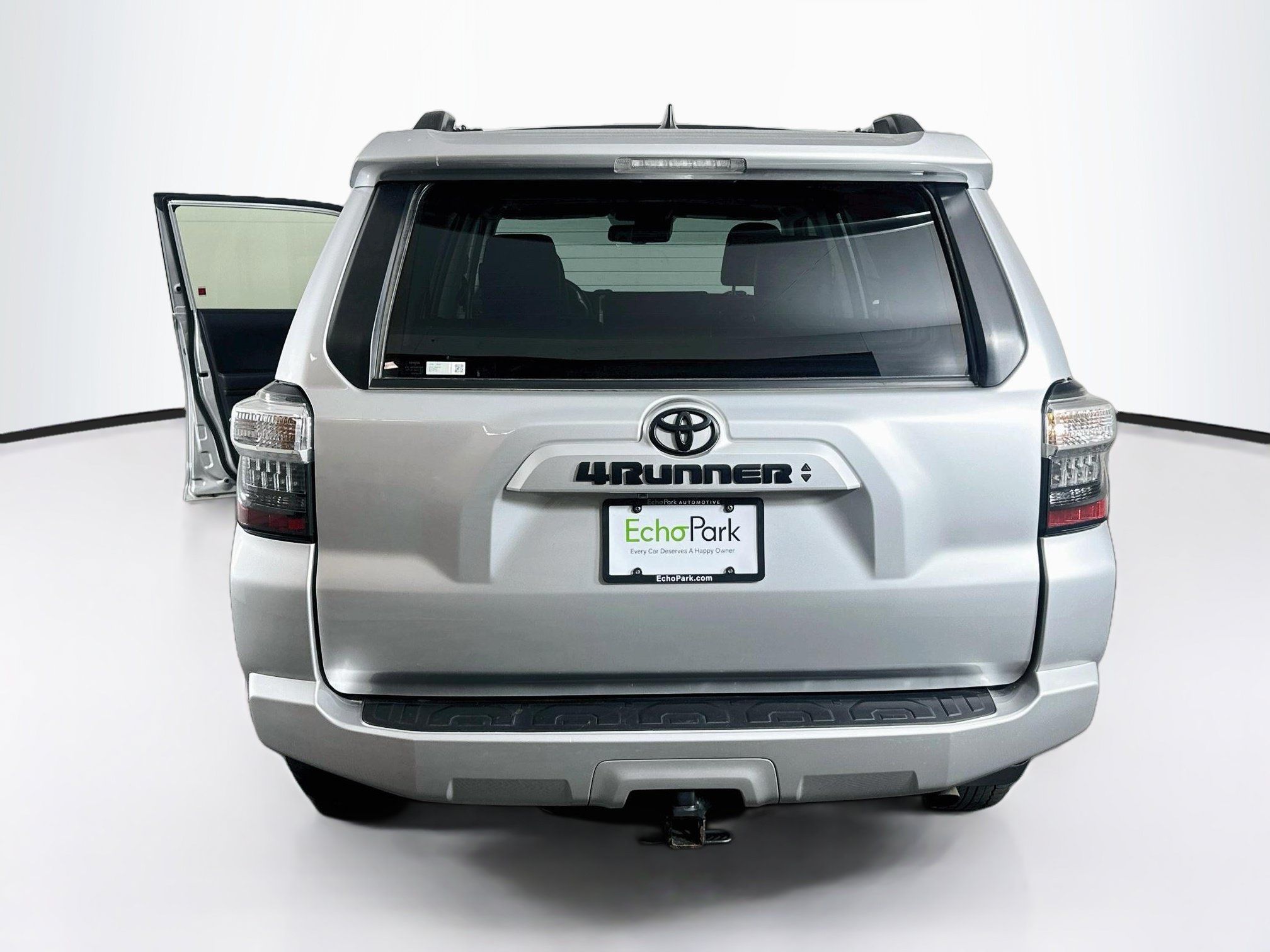 Used 2023 Toyota 4Runner SR5 Premium w/ Moonroof Package AWD/4WD image 7