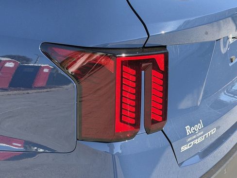 New 2026 Kia Sorento SX image 8