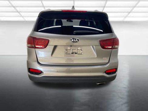 Used 2019 Kia Sorento AWD w/ LX Convenience Package image 6