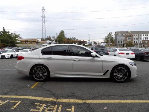 Used 2019 BMW 530i xDrive w/ M Sport Package image 8