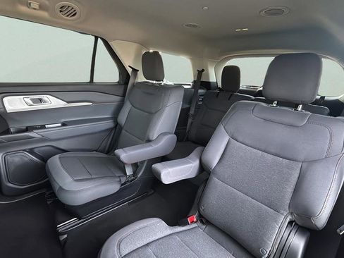 New 2026 Ford Explorer Active image 13