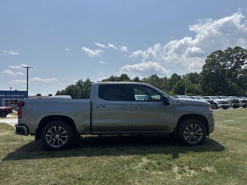 New 2026 Chevrolet Silverado 1500 RST w/ Z71 Off-Road Package AWD/4WD image 7