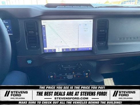 Used 2024 Ford Bronco Outer Banks w/ Sasquatch Package AWD/4WD image 29