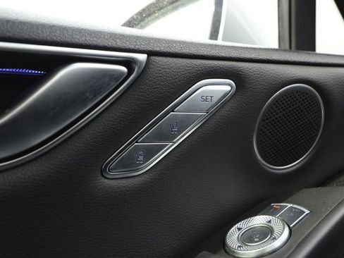 Used 2023 Genesis G80 2.5T image 23