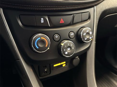 Certified 2019 Chevrolet Trax LS w/ Tint and Cruise Package image 18