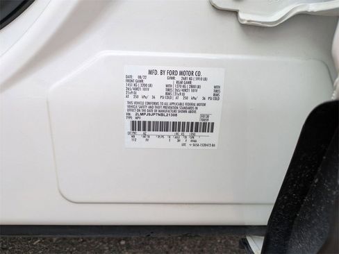 Certified 2022 Lincoln Nautilus Black Label w/ Class II Trailer Tow Package image 34