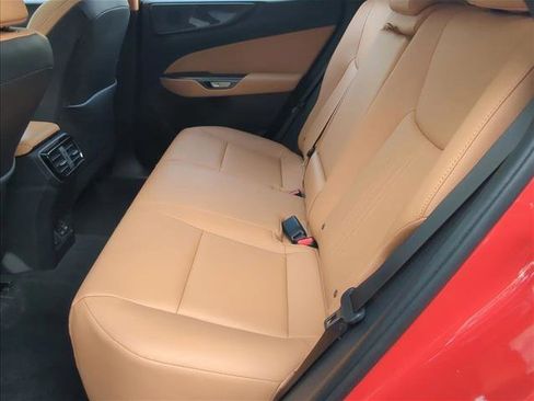 Used 2025 Lexus NX 250 FWD w/ Towing Package (2000 Lbs) image 20