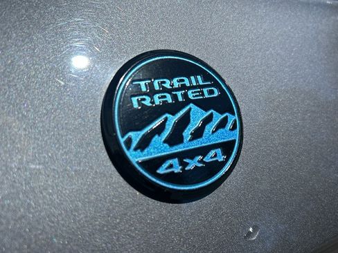 Used 2022 Jeep Grand Cherokee Trailhawk w/ Advanced Protech Group II AWD/4WD image 10